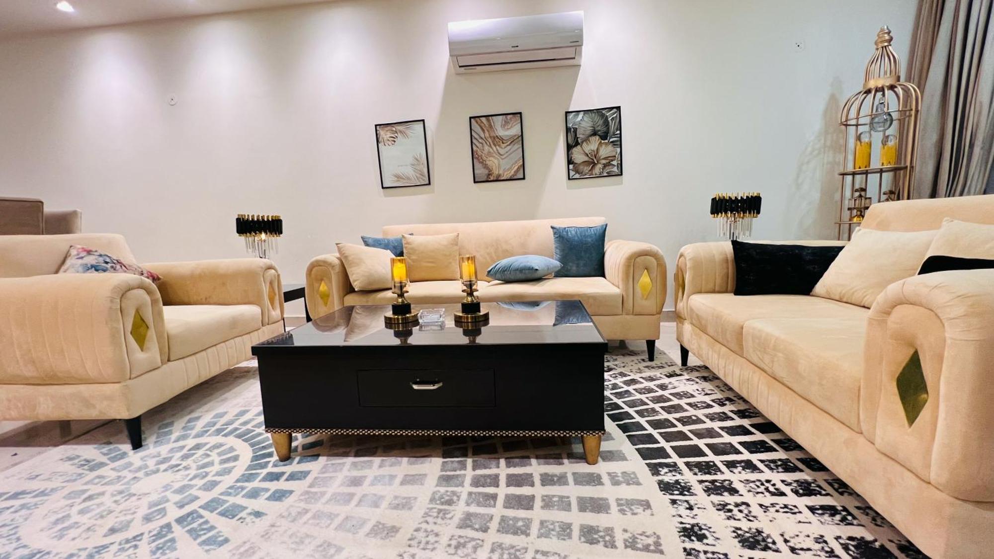 Elysium Luxury Serviced Apartments Facing Centaurus Mall Islamabad Eksteriør bilde